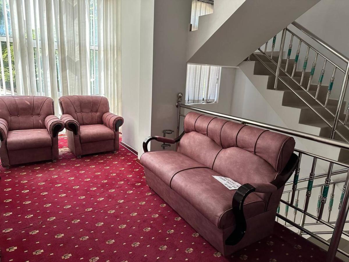 Sarvar Dushanbe Luaran gambar