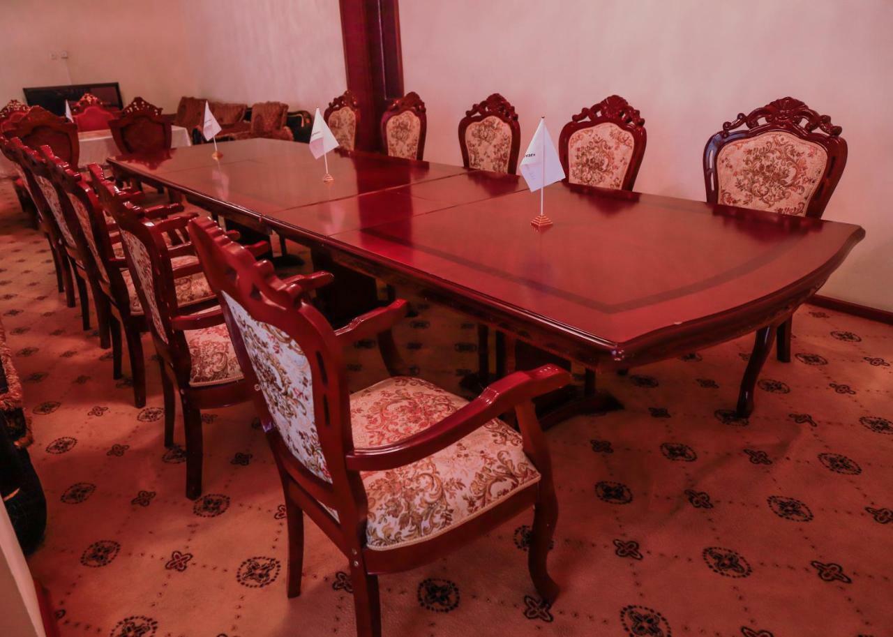Sarvar Dushanbe Luaran gambar